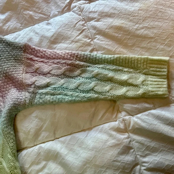 UNIF Cake Sweater Pullover Pastel Rainbow Twee Ombré Cable Knit Soft Size Medium - Picture 9 of 13
